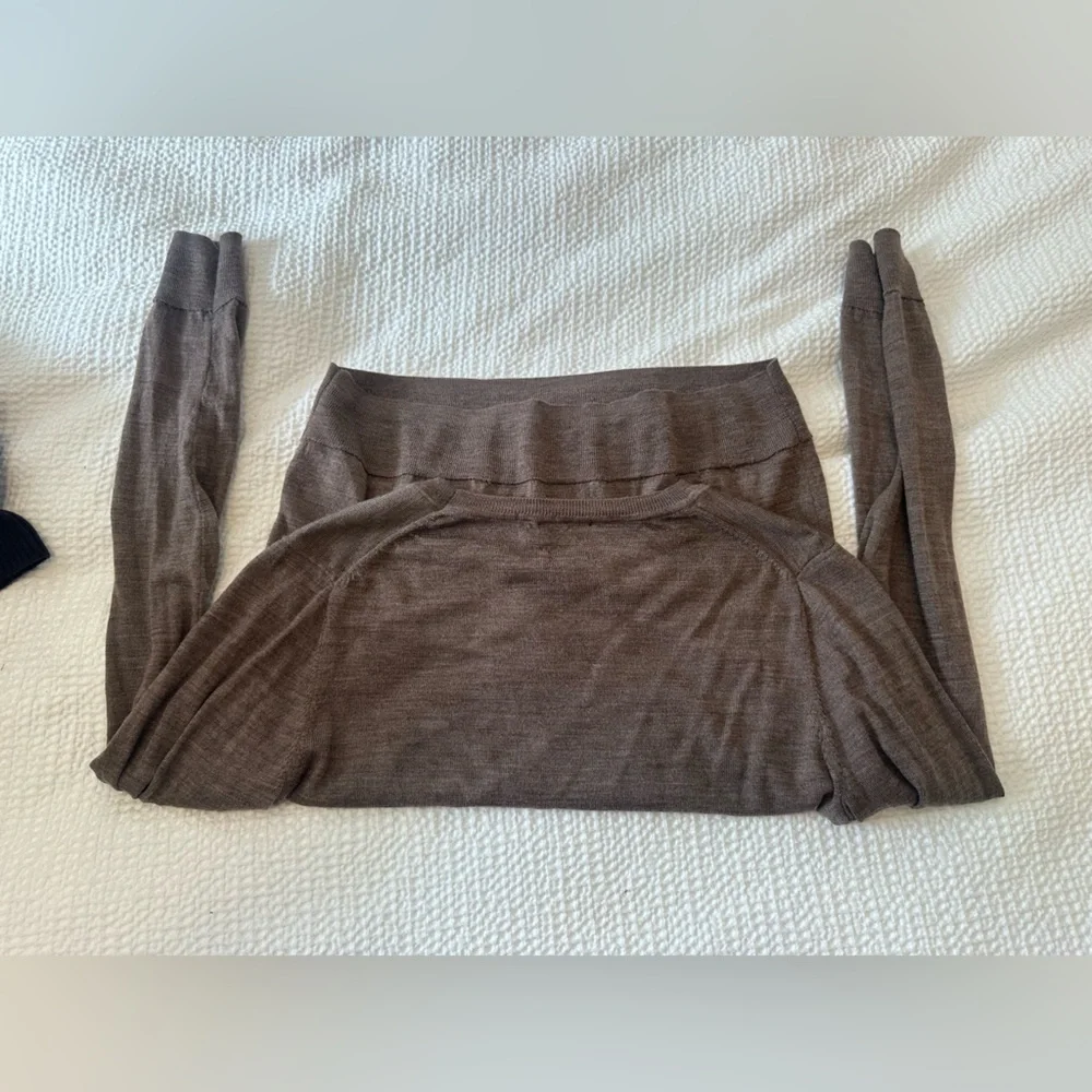 Wool Sweater - Picture 1 of 5